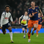 -pecel lele + nasi -tempe 1 -sate usus 3 - extra nasi 1