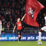 -pecel lele + nasi -tempe 1 -sate usus 3 - extra nasi 1