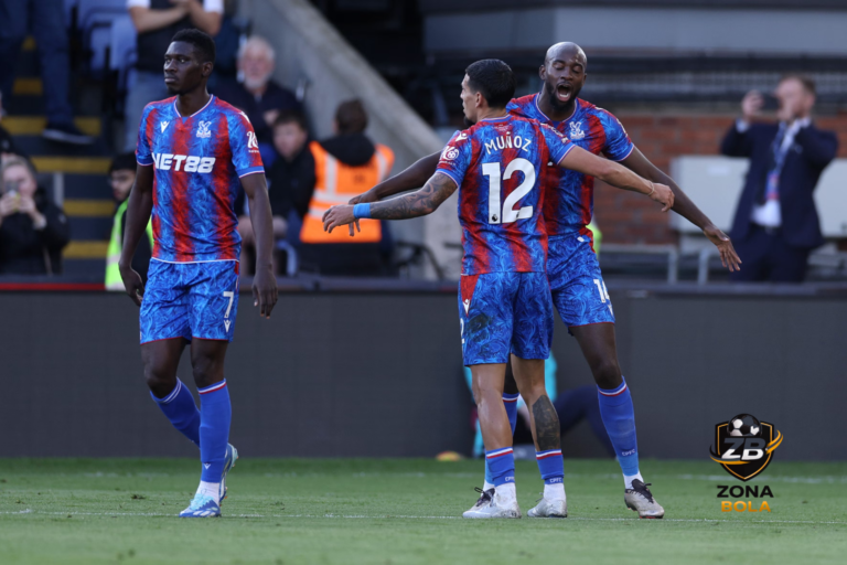 -pecel lele + nasi -tempe 1 -sate usus 3 - extra nasi 1