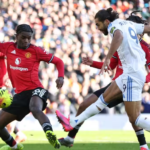 -pecel lele + nasi -tempe 1 -sate usus 3 - extra nasi 1