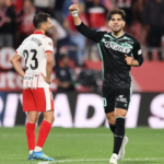 -pecel lele + nasi -tempe 1 -sate usus 3 - extra nasi 1