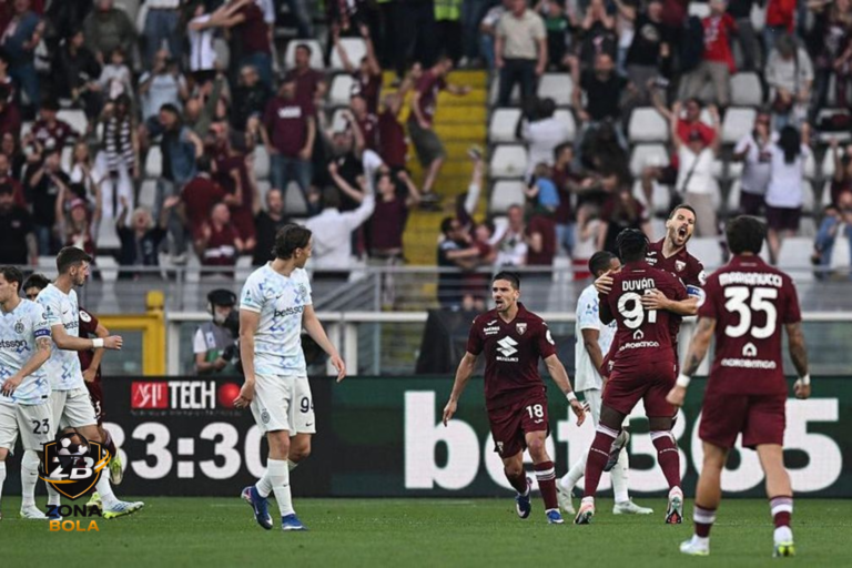 -pecel lele + nasi -tempe 1 -sate usus 3 - extra nasi 1