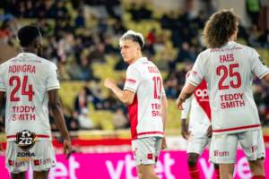 -pecel lele + nasi -tempe 1 -sate usus 3 - extra nasi 1